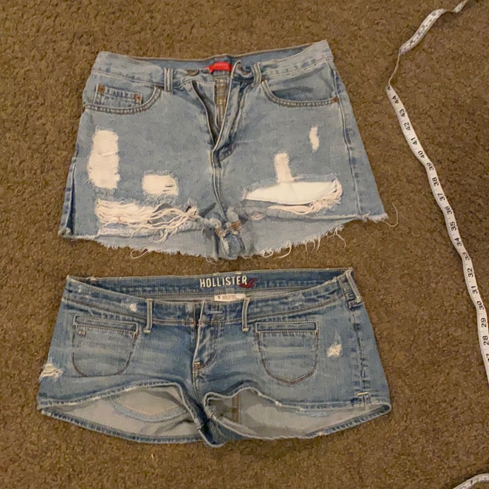Both pairs of shorts Hollister and Levi